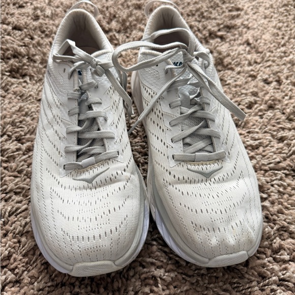 Hoka One One Arahi women’s size 9. Price is firm. - Picture 2 of 5